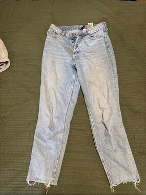 H&M Light Blue Straight-Leg Jeans